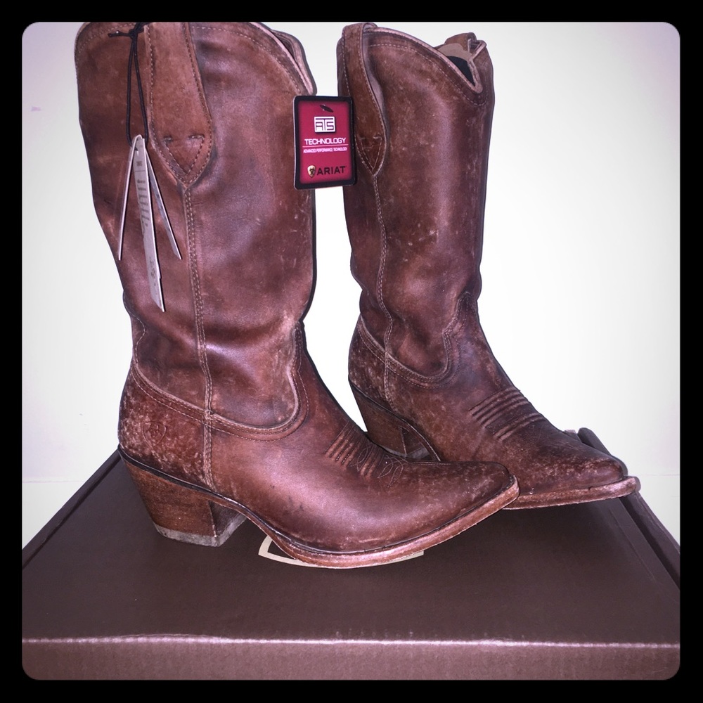 Ariat Josefina cowboy boots
